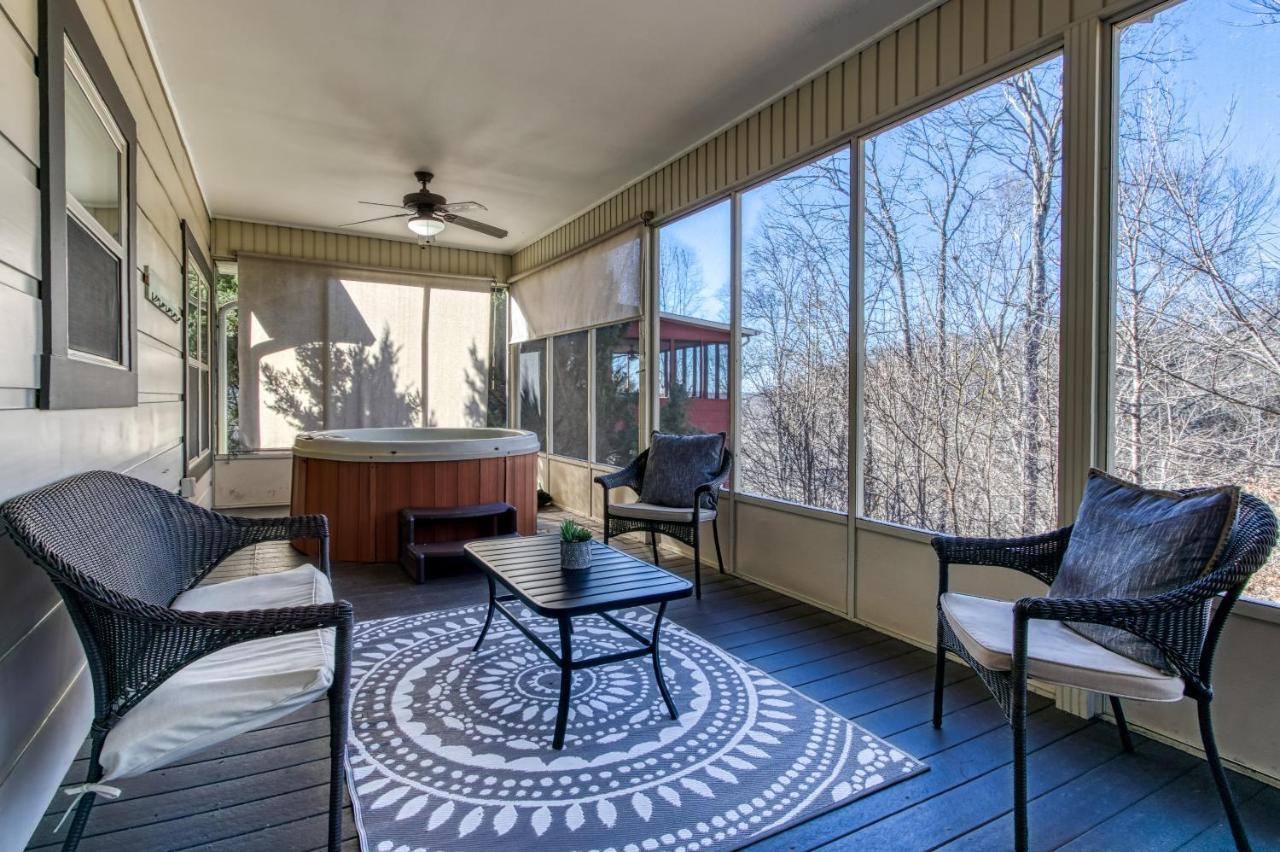 Irresistible Retreat Wpool, Hot Tub, Arcade Villa Sevierville Exterior photo